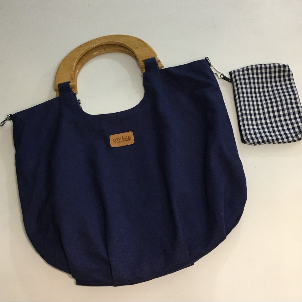 Reversible Slouchy Bag with Wood Handles - Picture 6 of 16